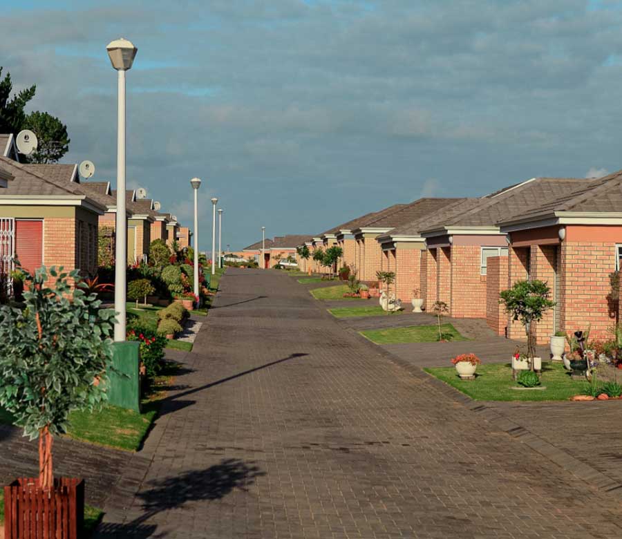 The Groenkloof Reebok Retirement Village - The houses at Reebok are thoughtfully designed to face north, ensuring ample natural light.