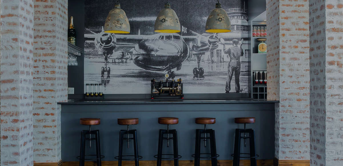 Aeronautical Lounge